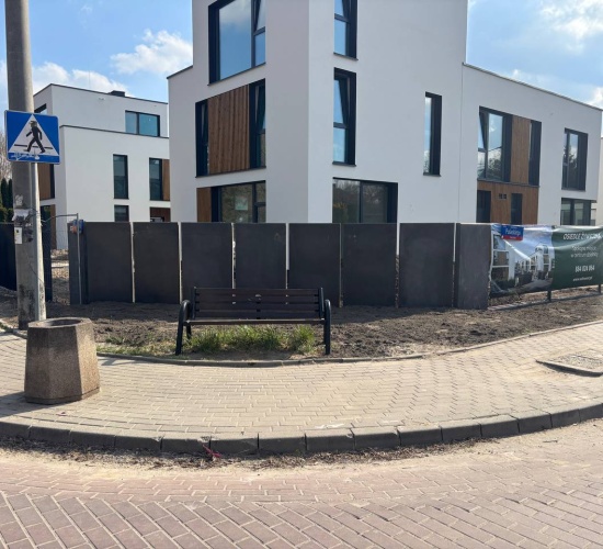 photo_5368829431083897360_y